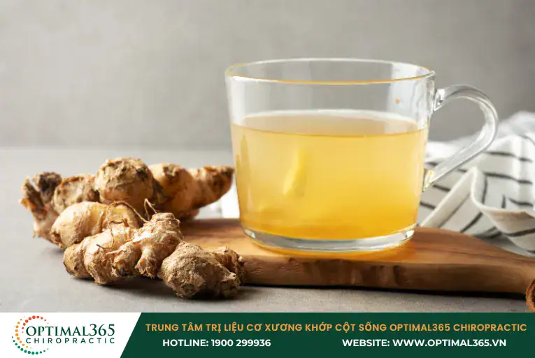 Uống trà gừng hoặc ăn lát gừng mỏng tốt cho người đau đầu