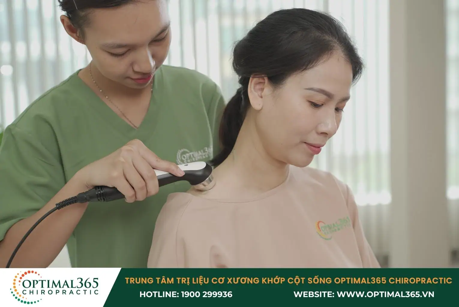 Trị liệu đau cổ tại Optimal365 Chiropractic