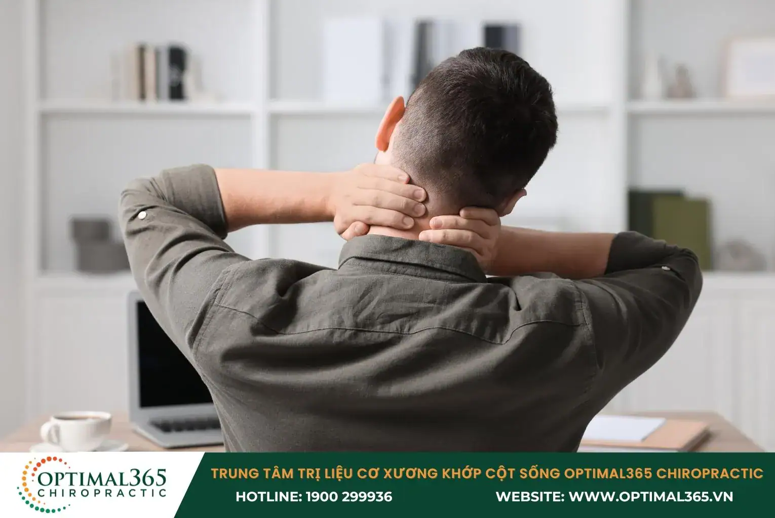 Người làm công việc nặng, ít thay đổi tư thế dễ bị đau đầu sau gáy