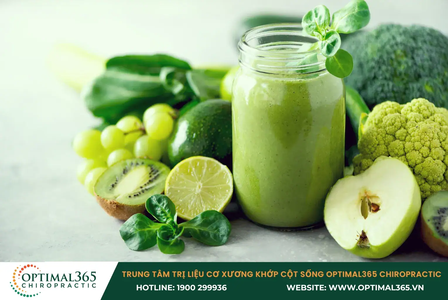 Uống sinh tố rau để bù nước và các loại dưỡng chất tốt cho sức khỏe