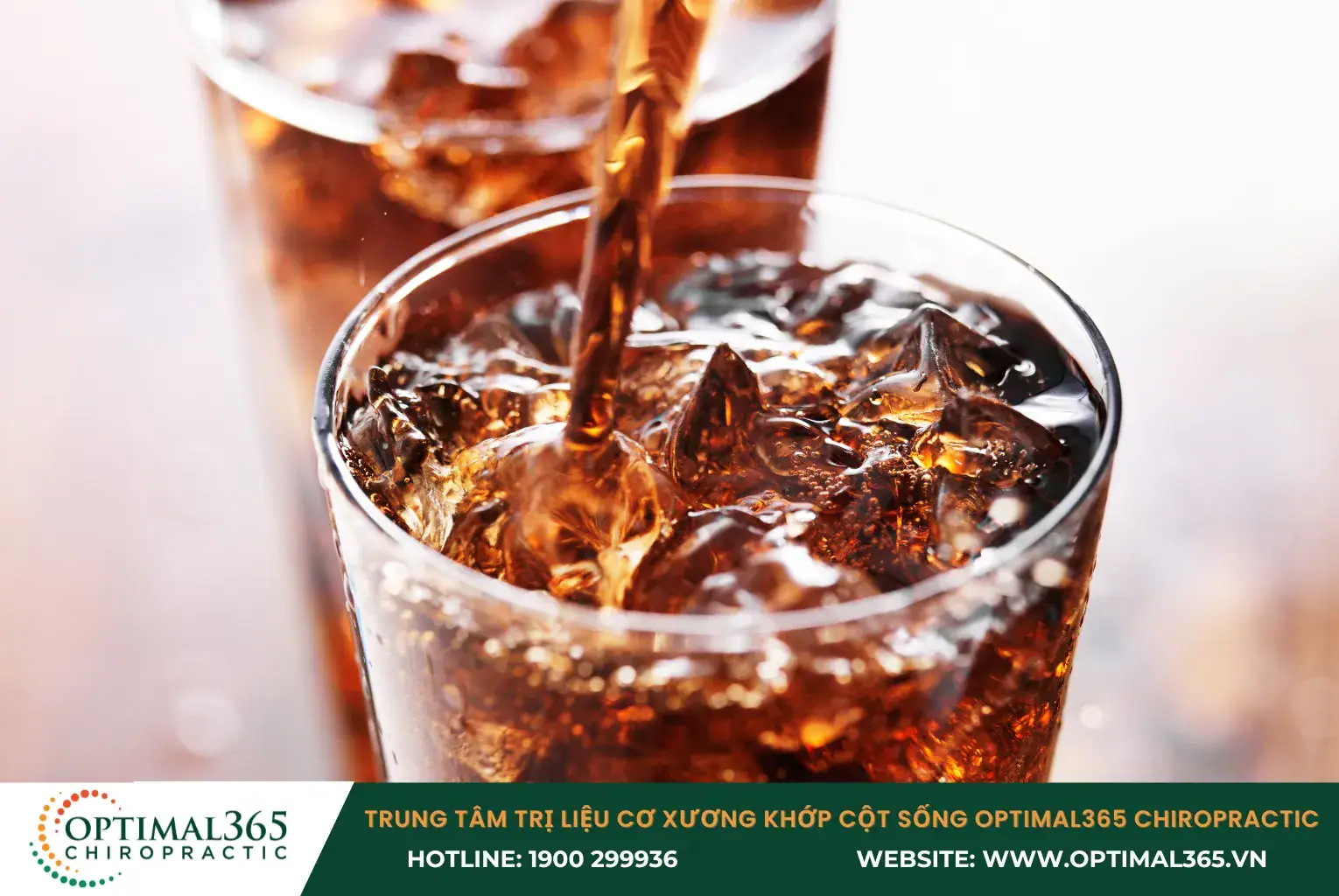 Người bị đau đầu cần hạn chế uống nước ngọt có ga