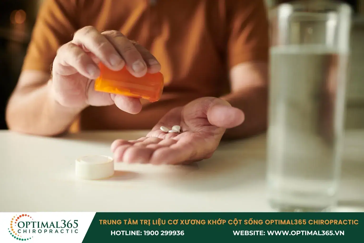 Sử dụng thuốc giảm đau để xoa dịu cơn đau viêm khớp gối